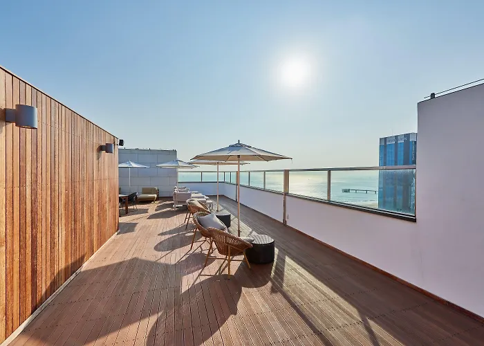 Brown Dot Songjung Hotel 3*