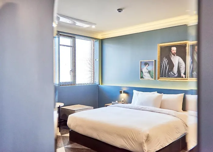 Hotel Brown Dot Songjung 3*