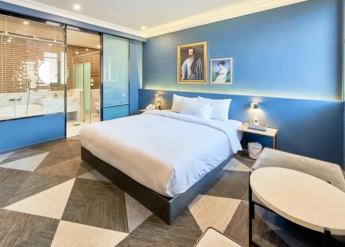 Hotel Brown Dot Songjung 3*